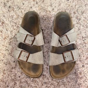 Birkenstock’s- Grey